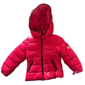 Moncler coat, size 3T, Bright Pink color.